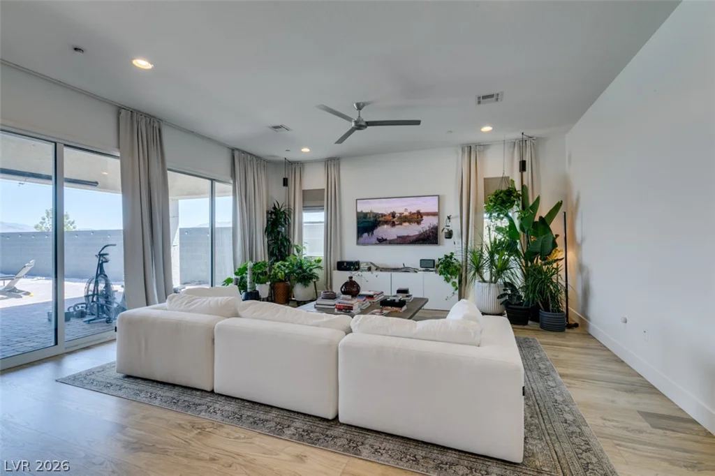 7514 Hadnot, Las Vegas, NV 89166