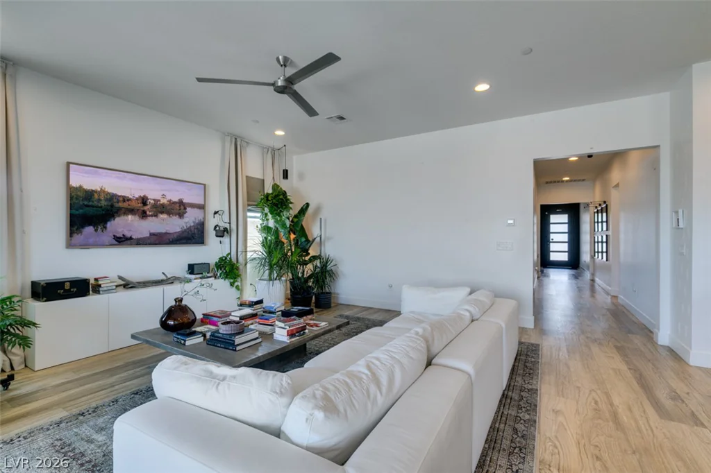 7514 Hadnot, Las Vegas, NV 89166