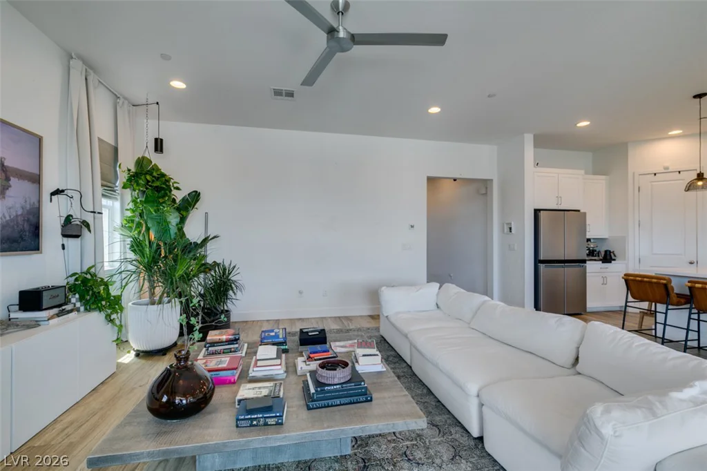 7514 Hadnot, Las Vegas, NV 89166
