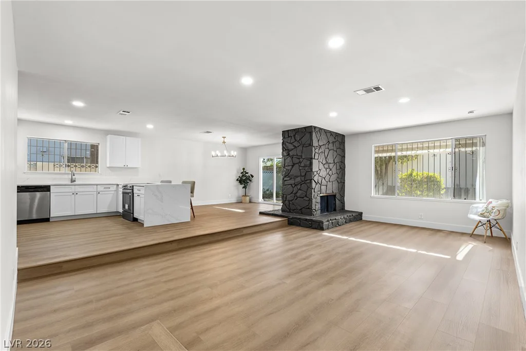 4681 Lancer, Las Vegas, NV 89121