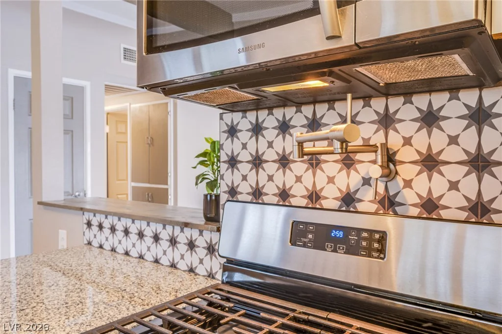 2984 Berman, Las Vegas, NV 89169