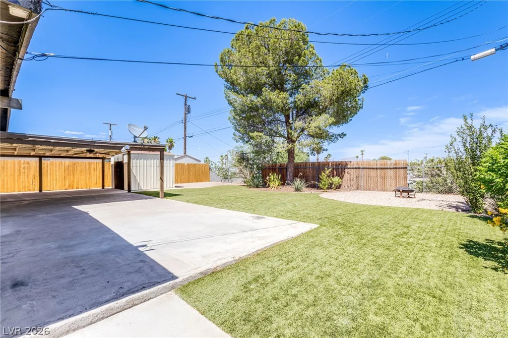 2984 Berman, Las Vegas, NV 89169