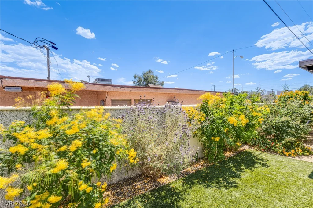 2984 Berman, Las Vegas, NV 89169