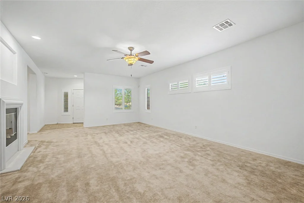 6051 Tersky, Las Vegas, NV 89122
