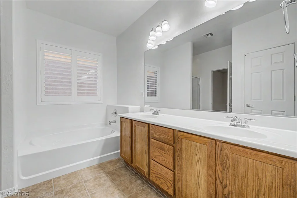 6051 Tersky, Las Vegas, NV 89122