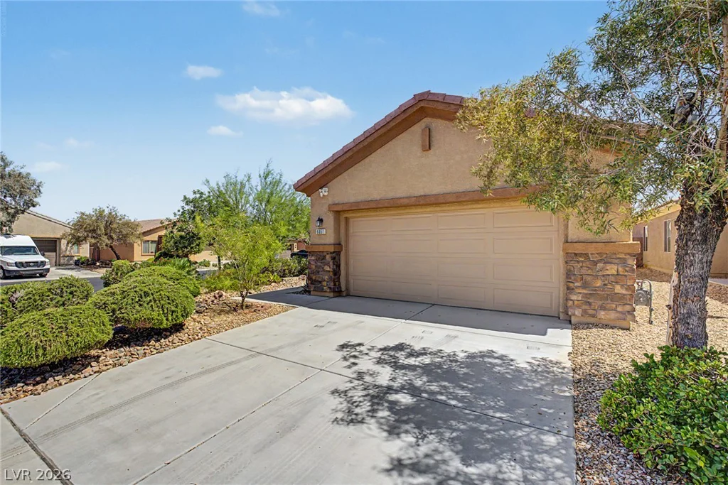 6051 Tersky, Las Vegas, NV 89122