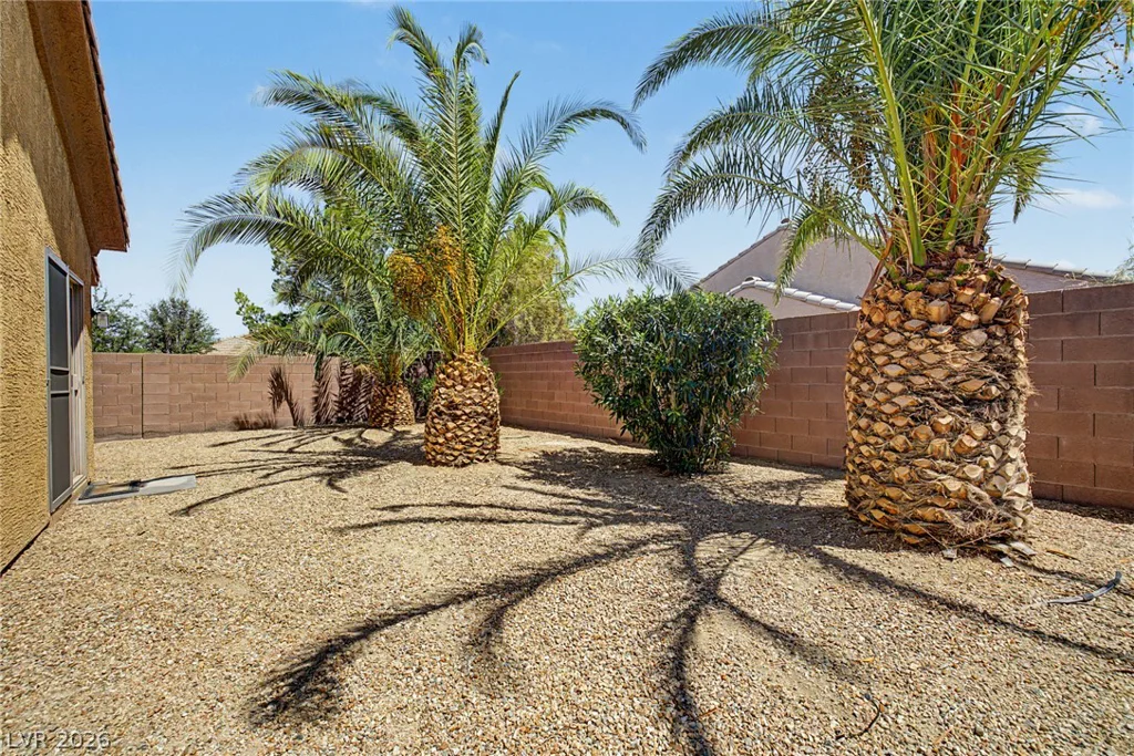 6051 Tersky, Las Vegas, NV 89122
