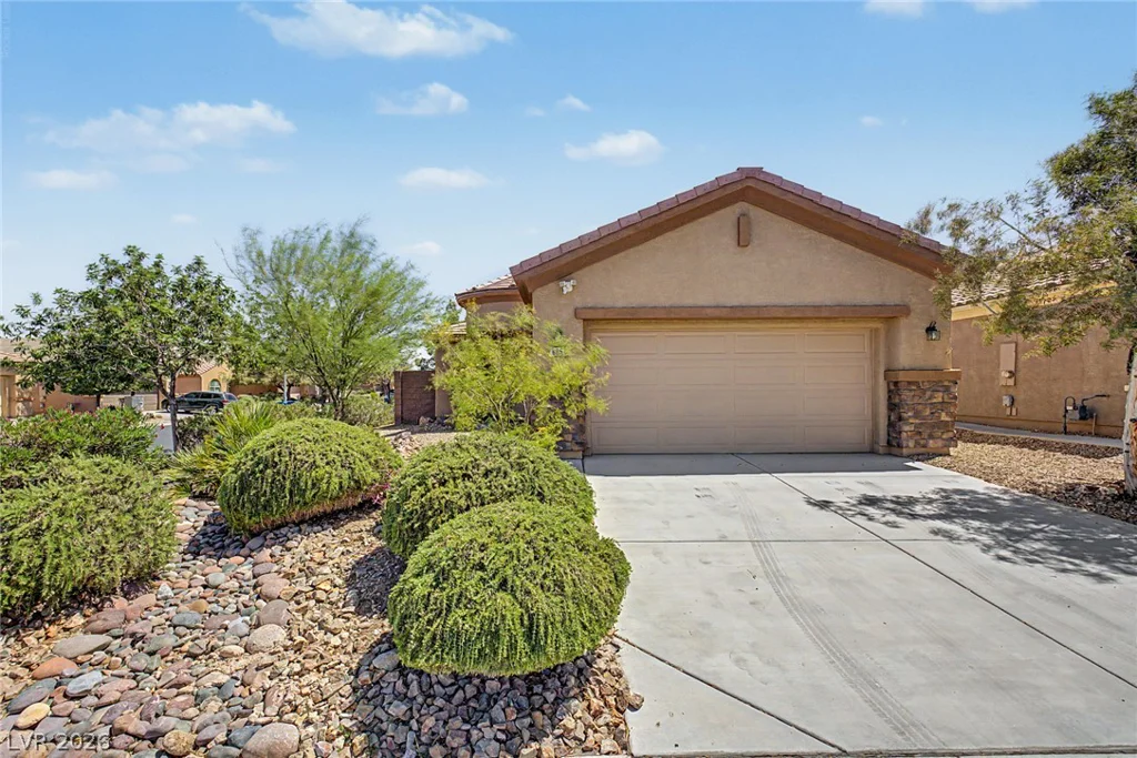 6051 Tersky, Las Vegas, NV 89122