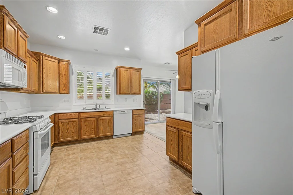 6051 Tersky, Las Vegas, NV 89122