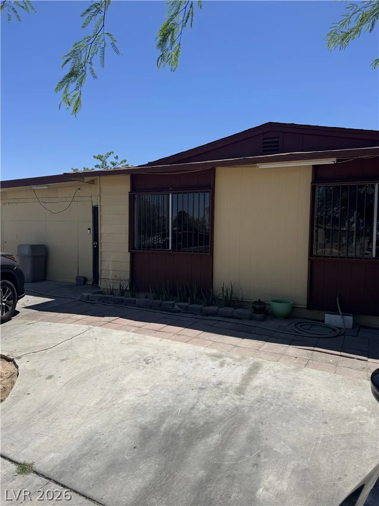 2660 San Domingo, Las Vegas, NV 89115