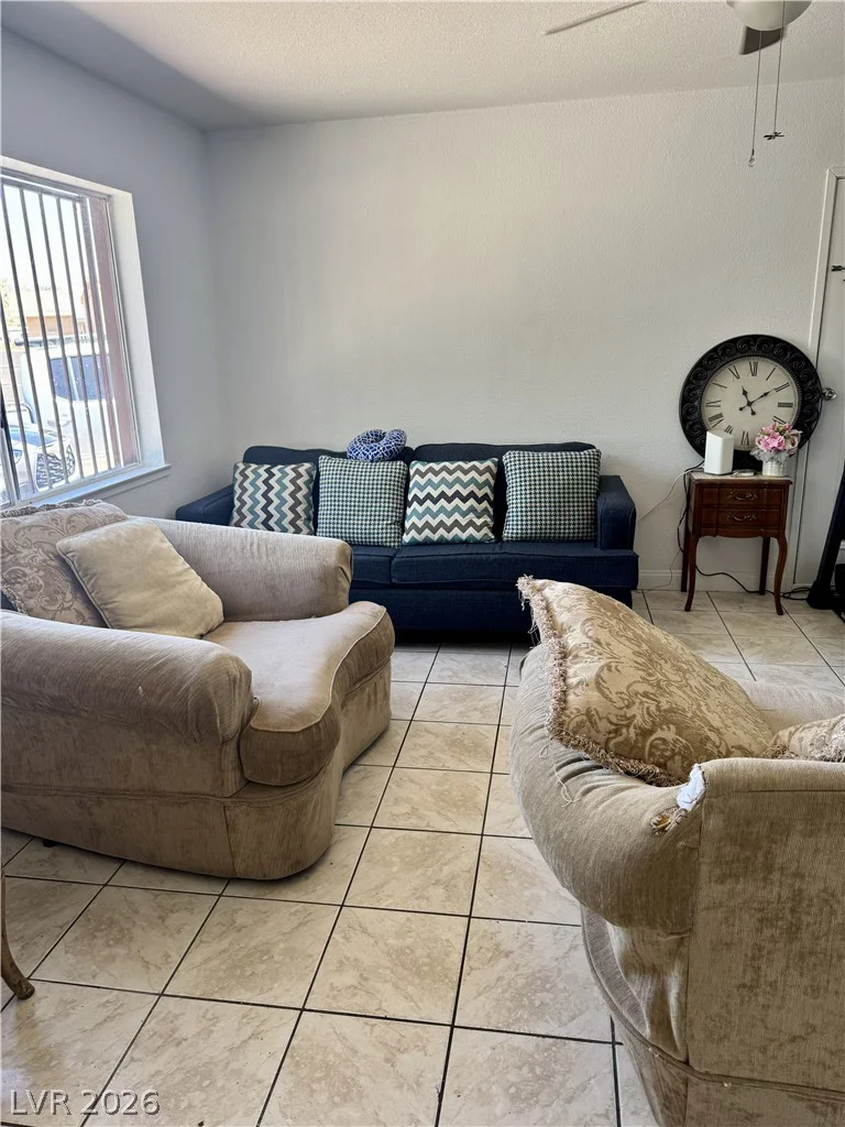 2660 San Domingo, Las Vegas, NV 89115