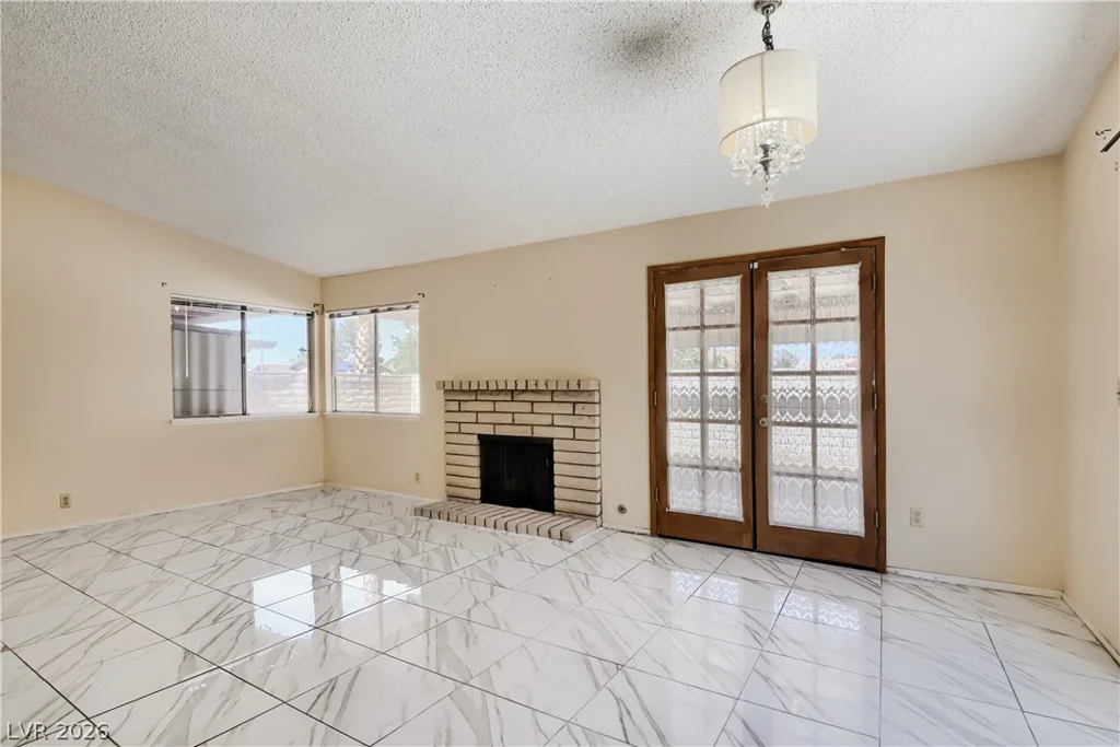 3618 Edinburgh, Las Vegas, NV 89103