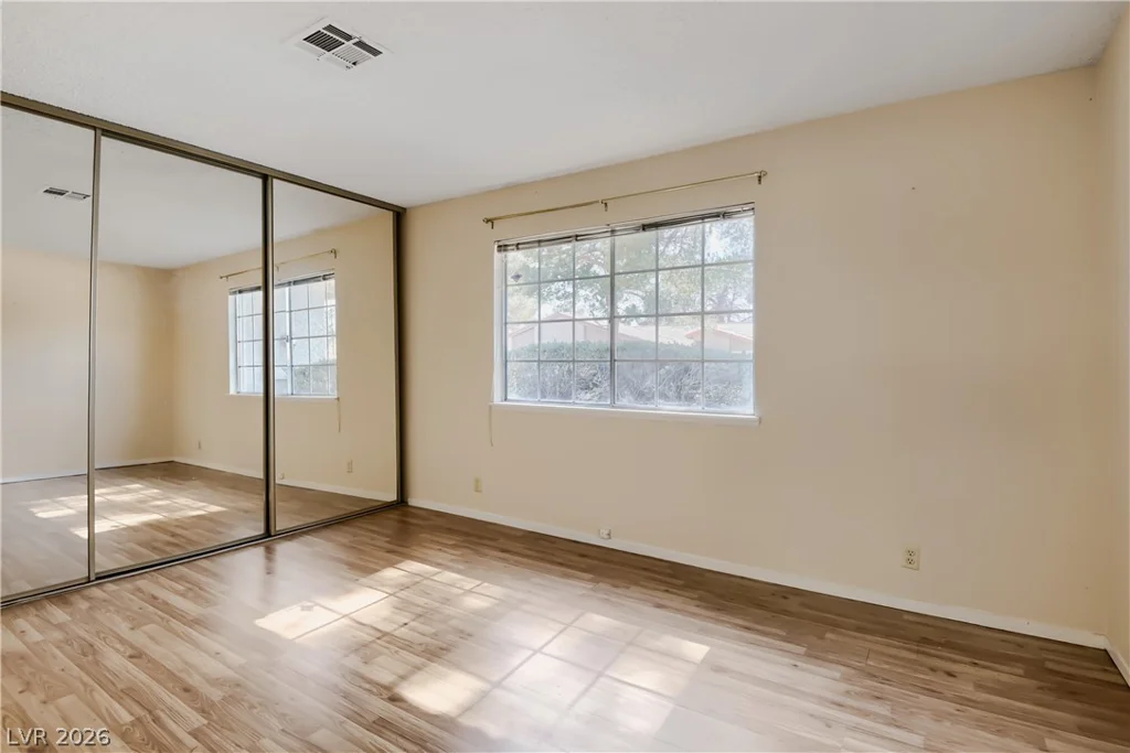 3618 Edinburgh, Las Vegas, NV 89103