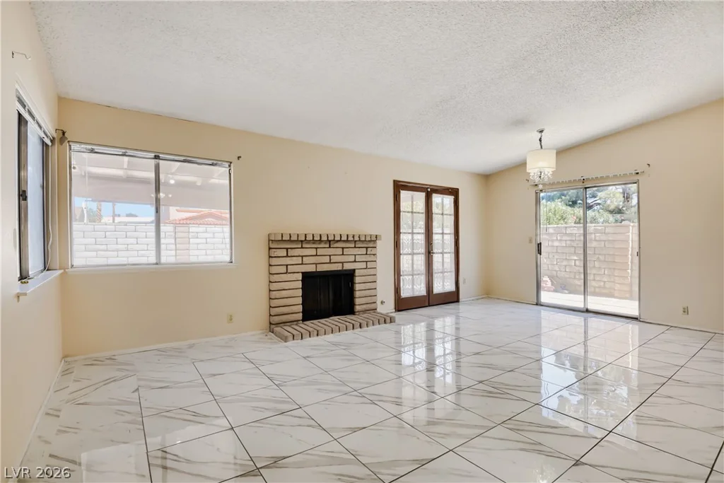 3618 Edinburgh, Las Vegas, NV 89103