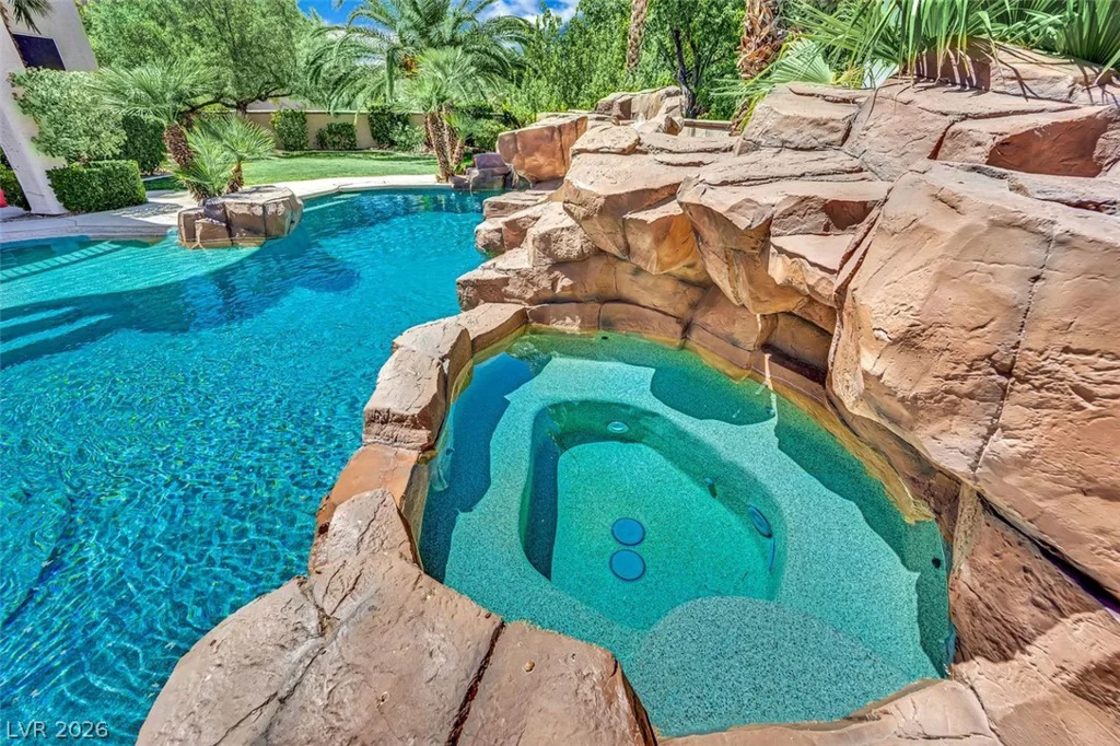 318 Doe Run, Henderson, NV 89012