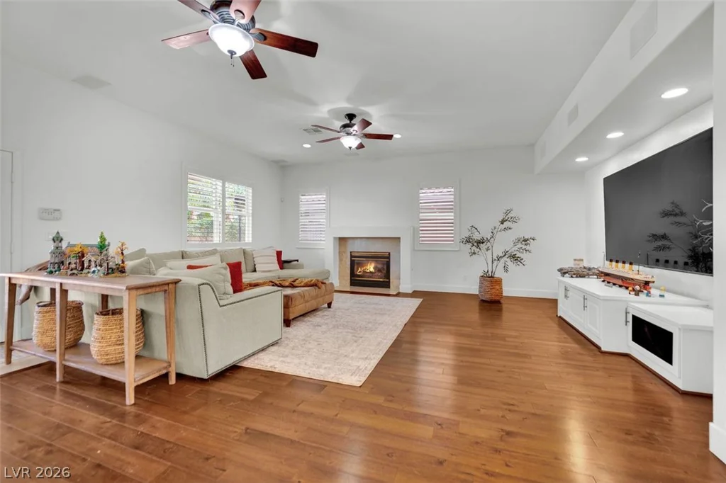 318 Doe Run, Henderson, NV 89012