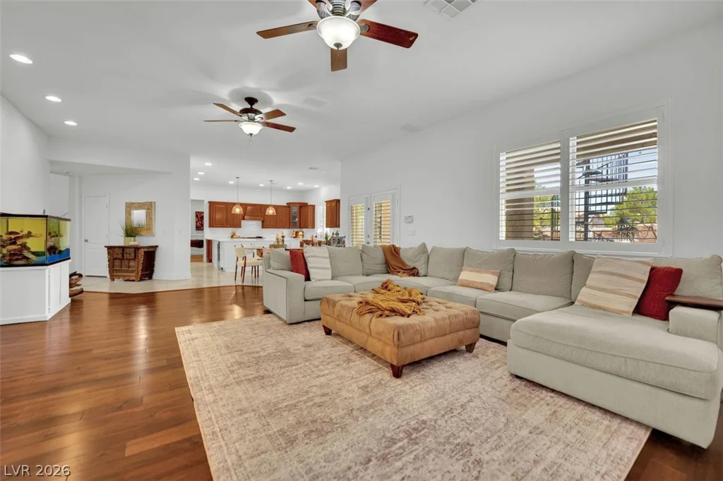 318 Doe Run, Henderson, NV 89012