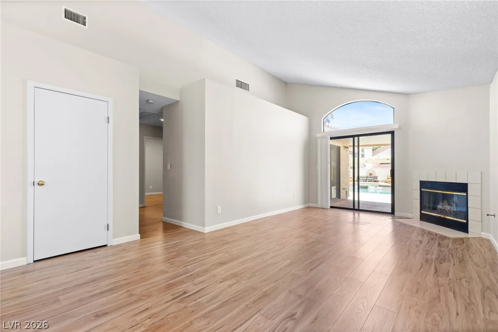 2712 Strathmoor, Henderson, NV 89074