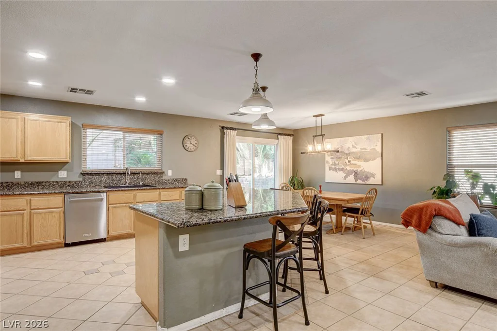 11108 Desert Dove, Las Vegas, NV 89144