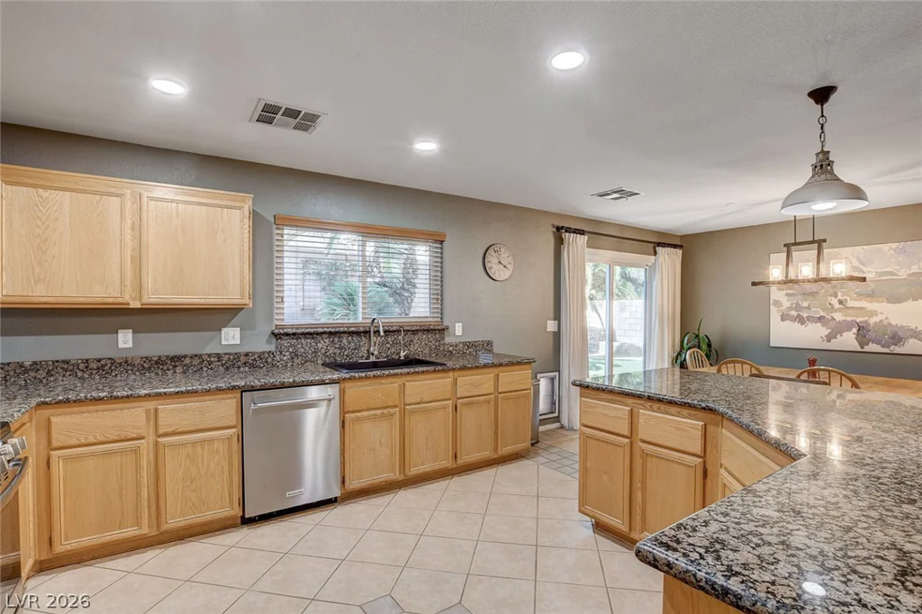 11108 Desert Dove, Las Vegas, NV 89144