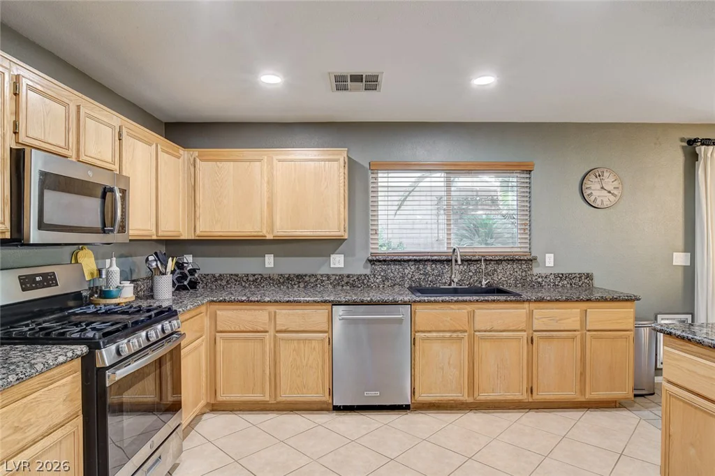 11108 Desert Dove, Las Vegas, NV 89144