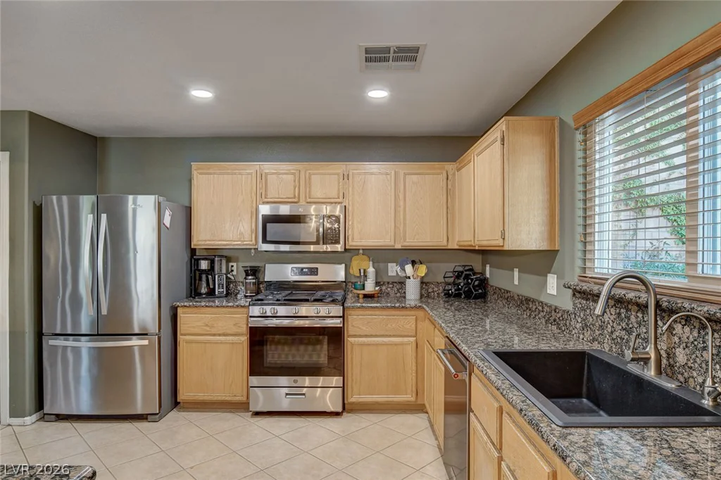 11108 Desert Dove, Las Vegas, NV 89144