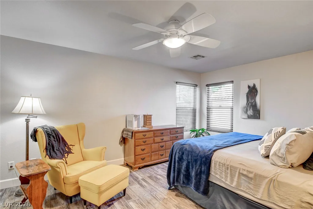11108 Desert Dove, Las Vegas, NV 89144