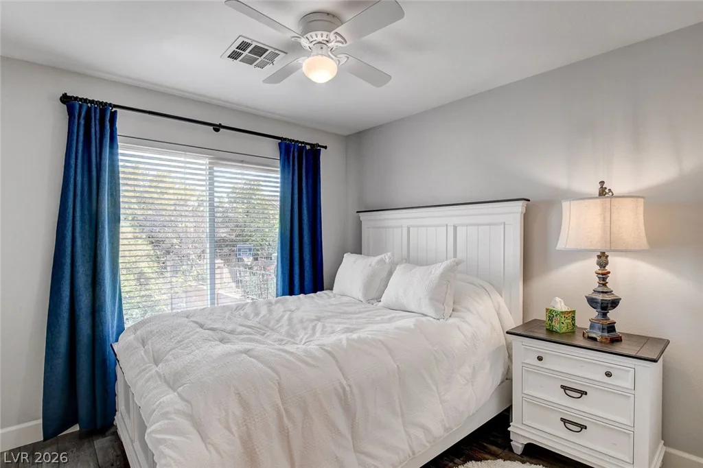 11108 Desert Dove, Las Vegas, NV 89144