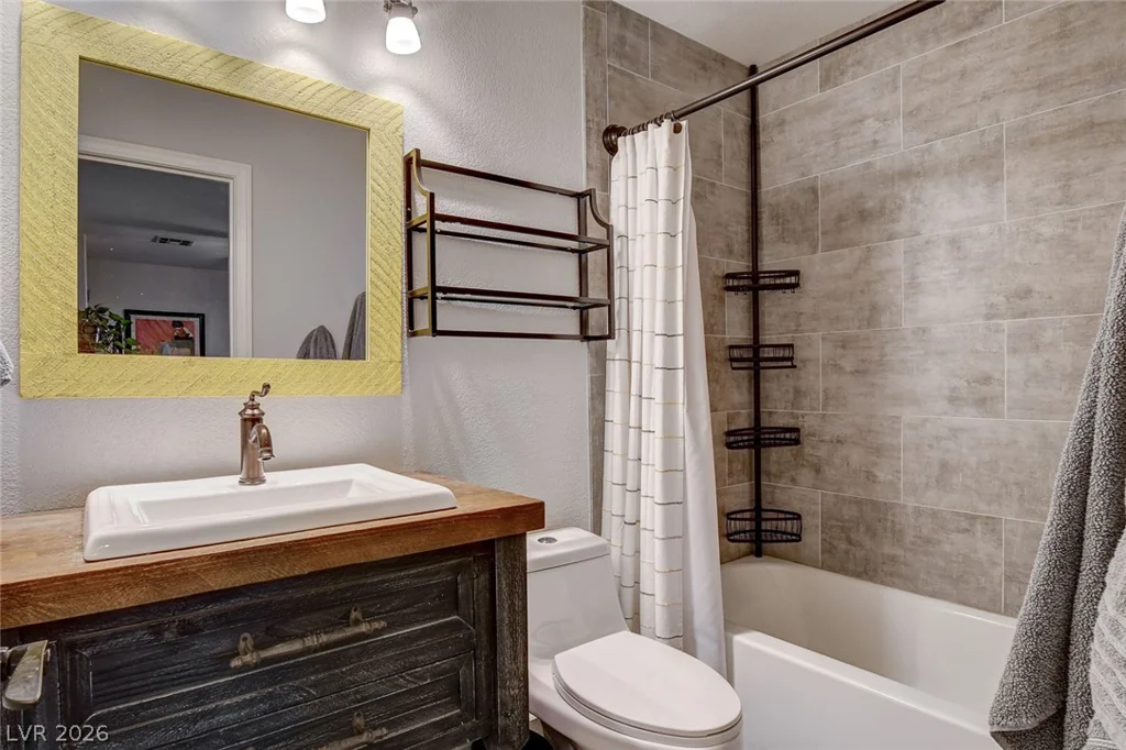 11108 Desert Dove, Las Vegas, NV 89144