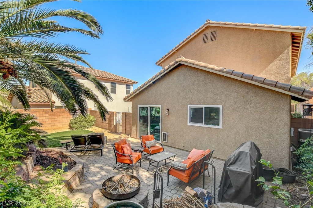 11108 Desert Dove, Las Vegas, NV 89144