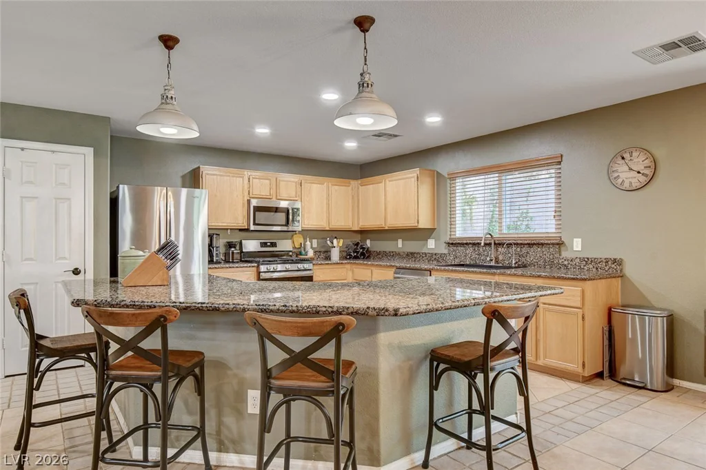 11108 Desert Dove, Las Vegas, NV 89144