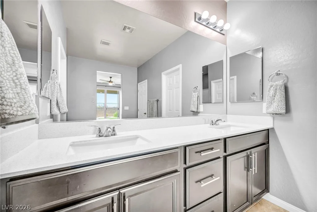 6156 Ava Ridge, Las Vegas, NV 89141