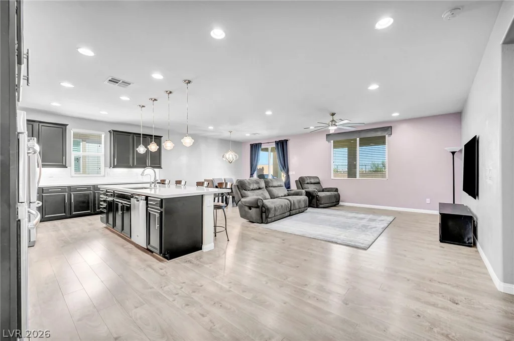 6156 Ava Ridge, Las Vegas, NV 89141