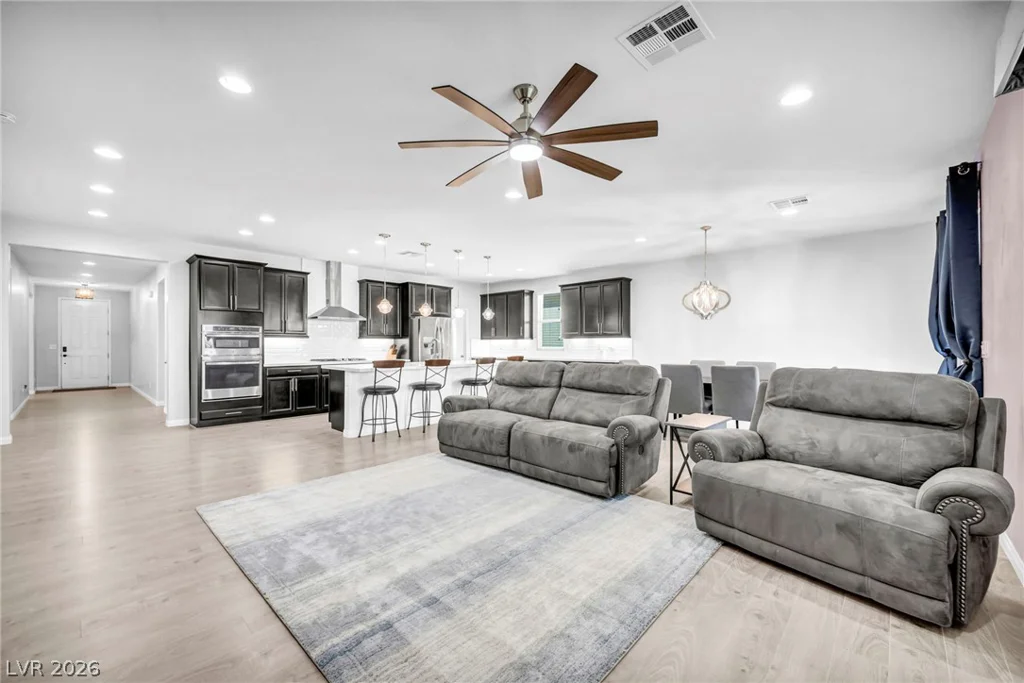 6156 Ava Ridge, Las Vegas, NV 89141