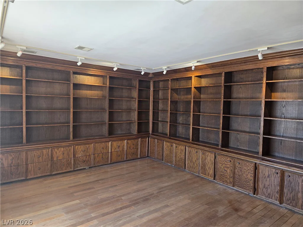 3000 Gilmary, Las Vegas, NV 89102
