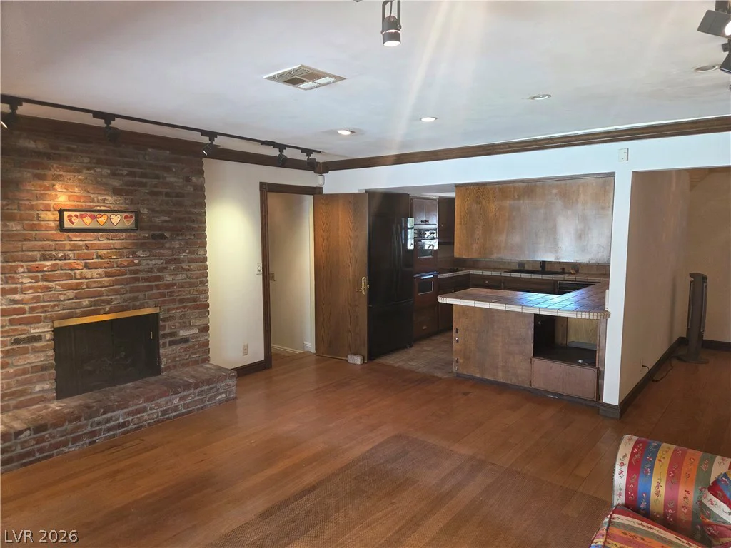 3000 Gilmary, Las Vegas, NV 89102