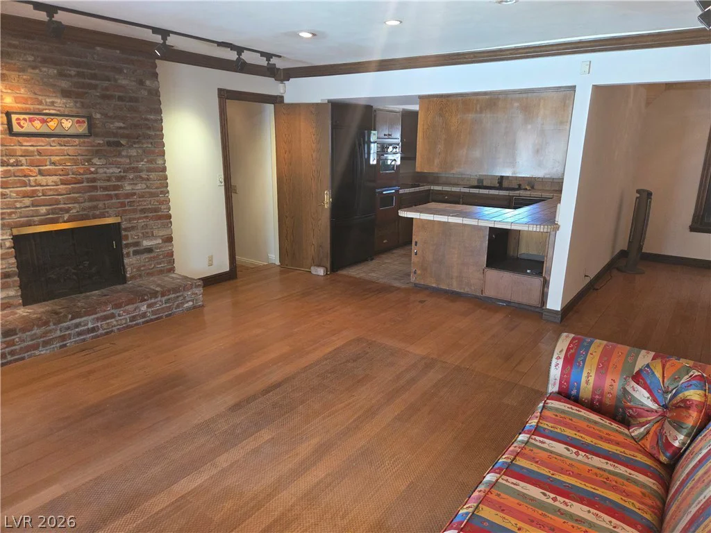 3000 Gilmary, Las Vegas, NV 89102