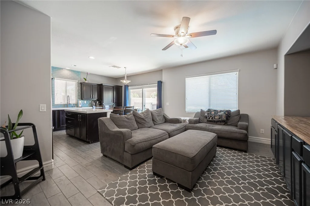 206 Fairway Woods, Las Vegas, NV 89148