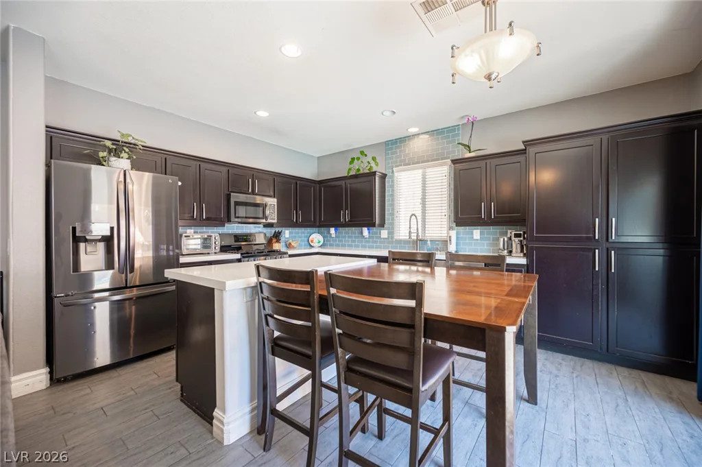 206 Fairway Woods, Las Vegas, NV 89148