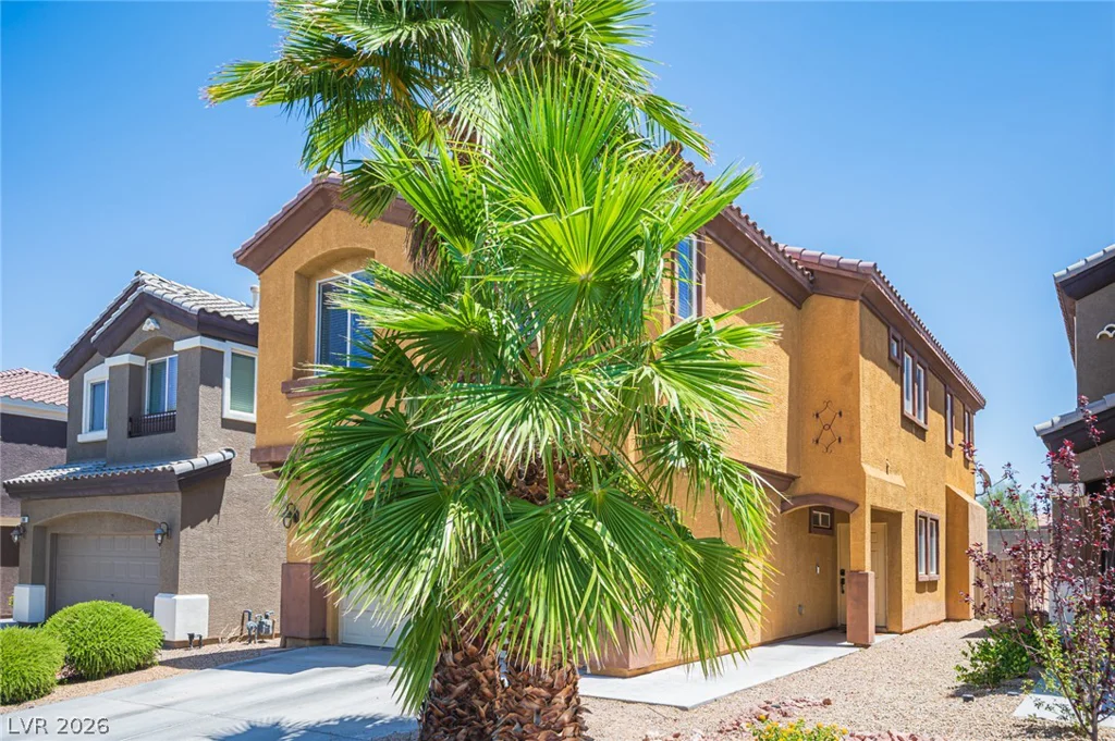 206 Fairway Woods, Las Vegas, NV 89148