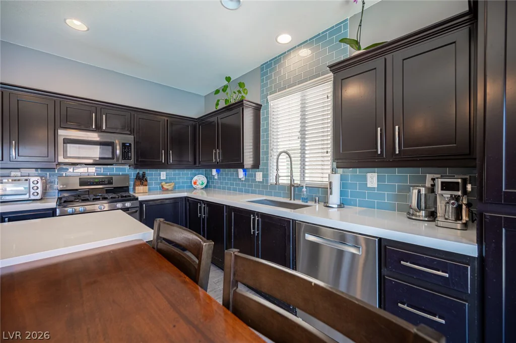 206 Fairway Woods, Las Vegas, NV 89148