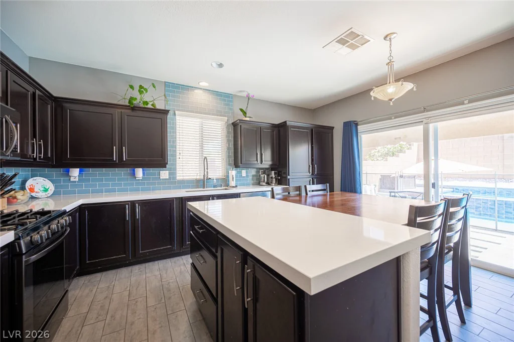 206 Fairway Woods, Las Vegas, NV 89148