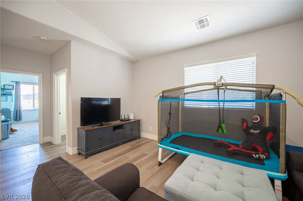 206 Fairway Woods, Las Vegas, NV 89148