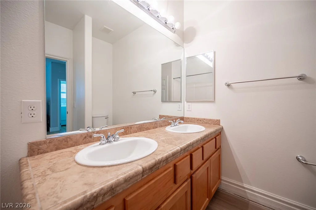 206 Fairway Woods, Las Vegas, NV 89148
