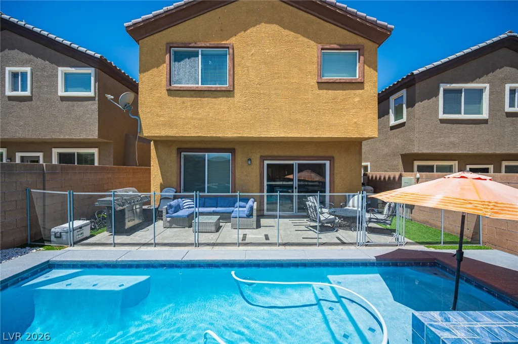 206 Fairway Woods, Las Vegas, NV 89148
