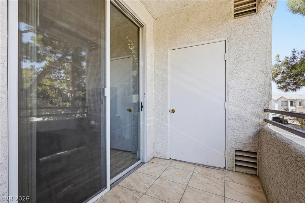 1405 Nellis, Las Vegas, NV 89104