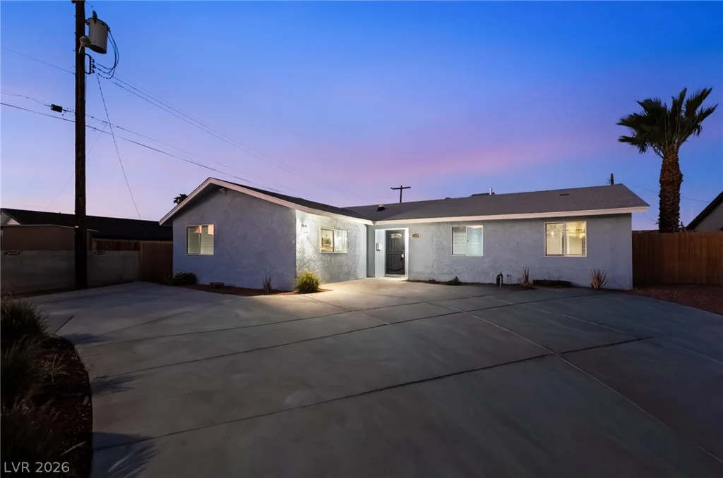 4200 Canal, Las Vegas, NV 89122