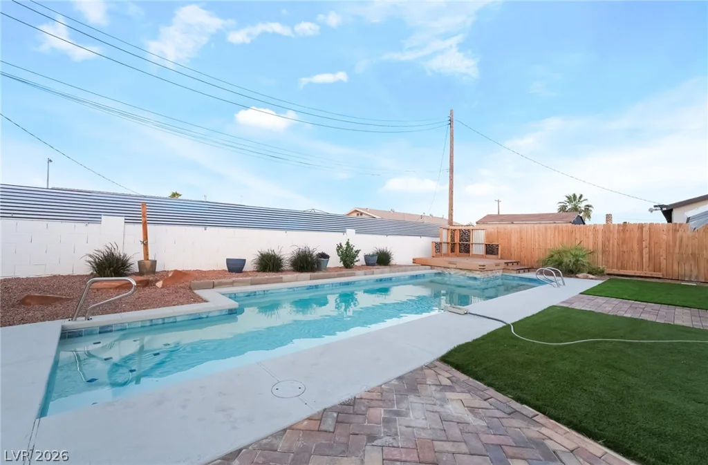 4200 Canal, Las Vegas, NV 89122