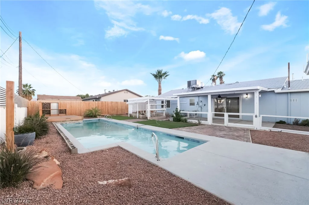 4200 Canal, Las Vegas, NV 89122