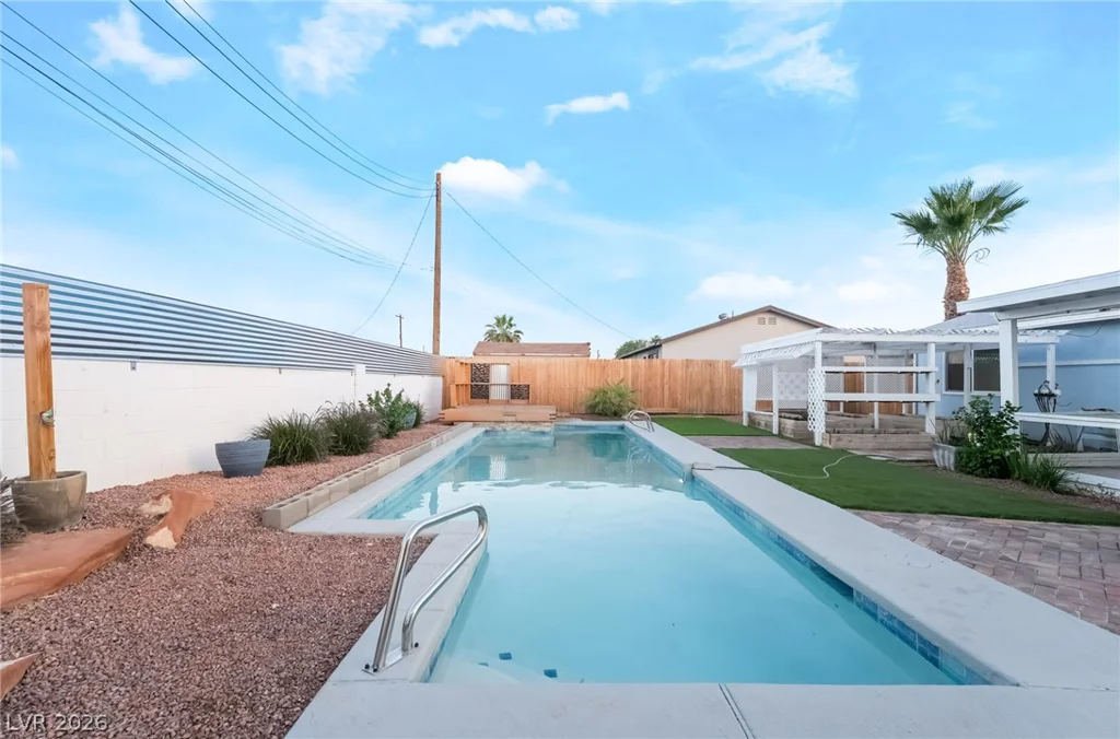4200 Canal, Las Vegas, NV 89122